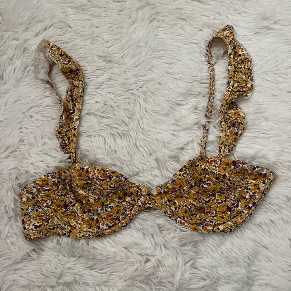 Abercrombie Floral Ruffle Strap Bikini Top - Picture 2 of 8